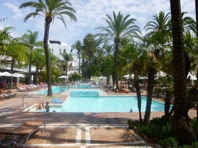 Urb. La Alcazaba, Puerto Banus / Marbella contacts